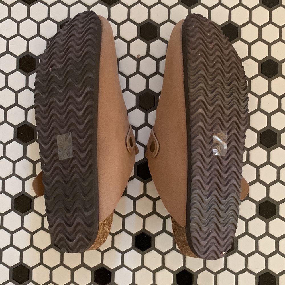 Birk Style Clogs - Picture 3 of 3